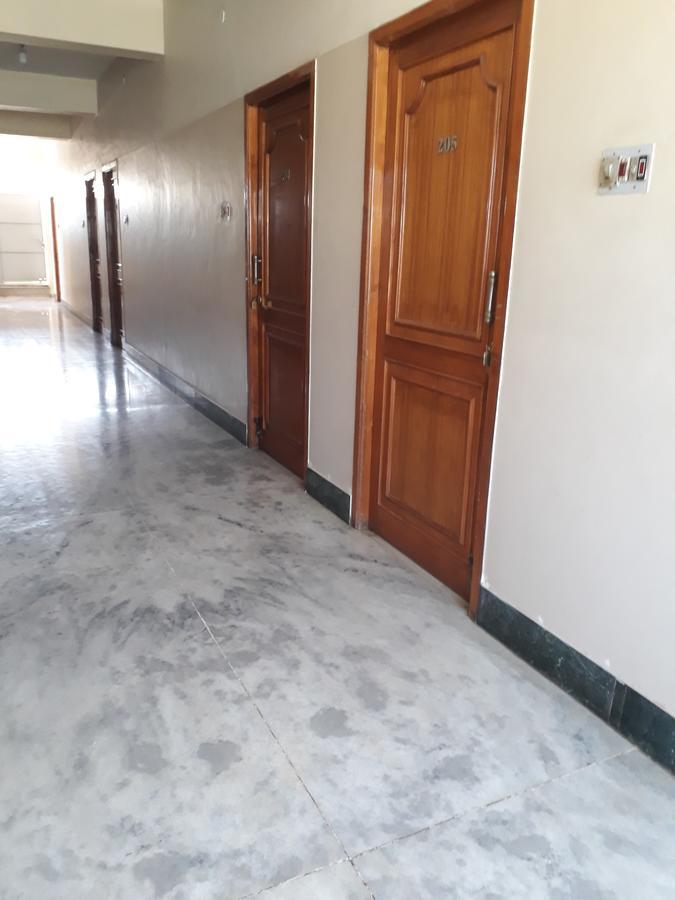 Krishna Lodge Tiruchirappalli Exterior foto
